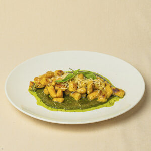 Gnocchi de Camote Hecho en Casa al Pesto o al Ragu