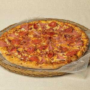Pizza Tres Carnes